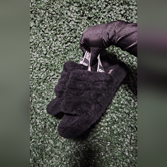 UGG Black Fluffy Slippers - Picture 4 of 8